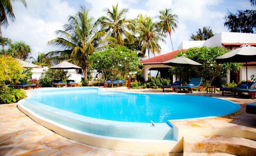 SWIMMING POOL 1