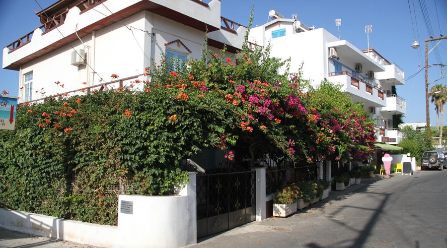 VLACHAKIS HOTEL