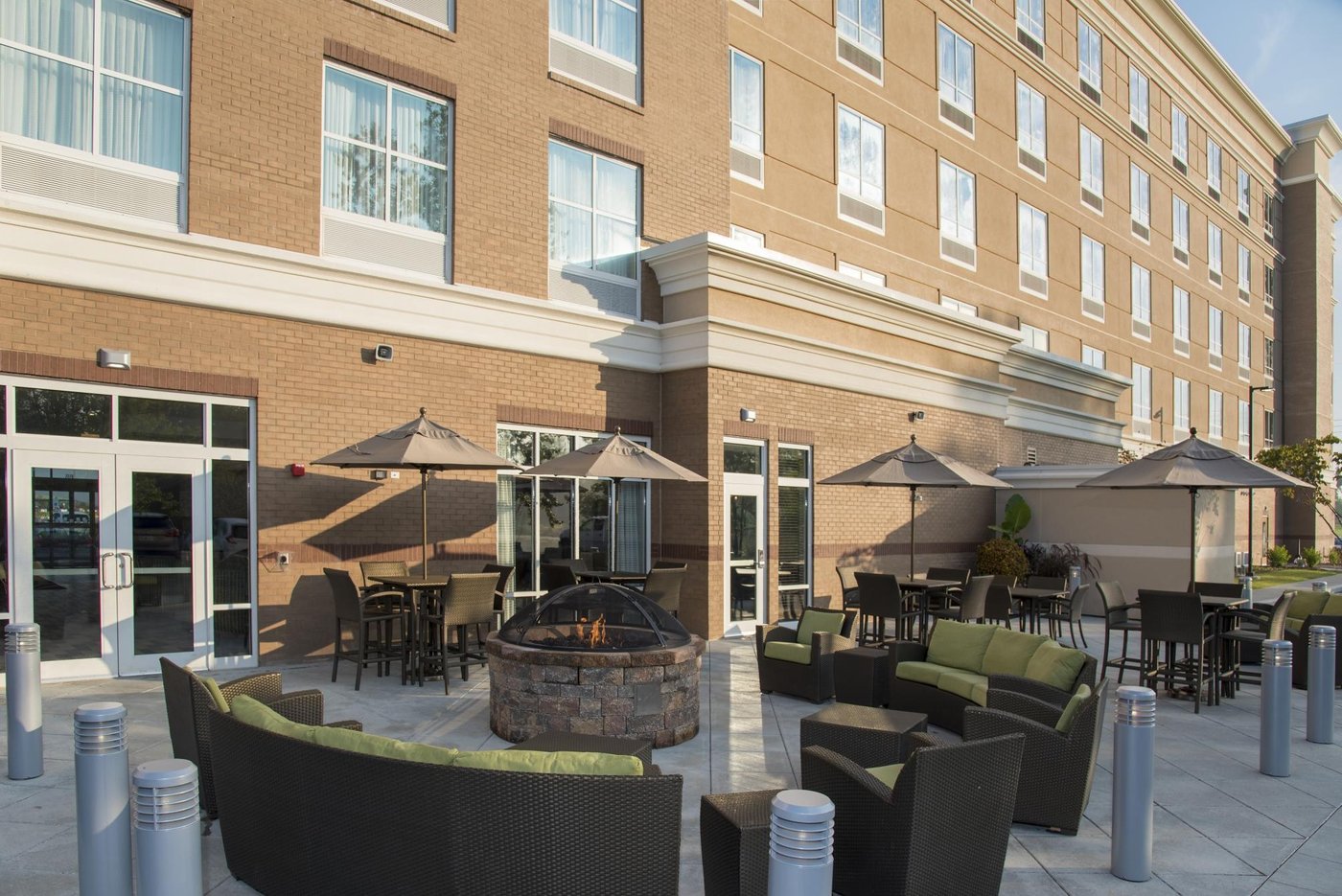 HOLIDAY INN INDIANAPOLIS AIRPORT, AN IHG HOTEL $116 ($̶1̶2̶9̶) - Prices ...