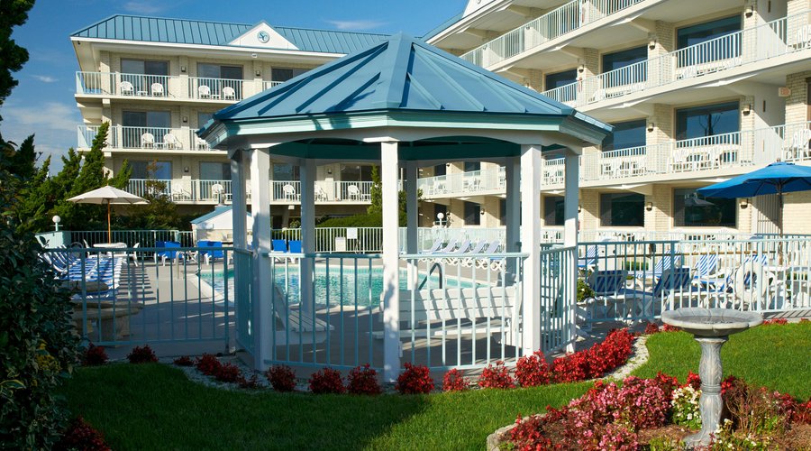 The Sea Crest Inn