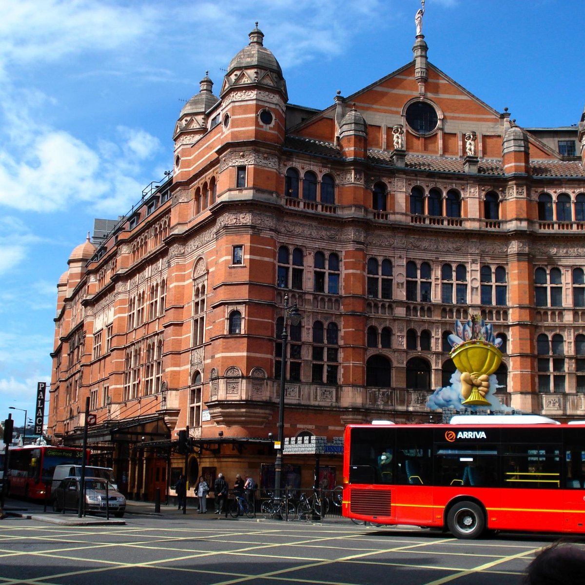 palace-theatre-london-2023-what-to-know-before-you-go