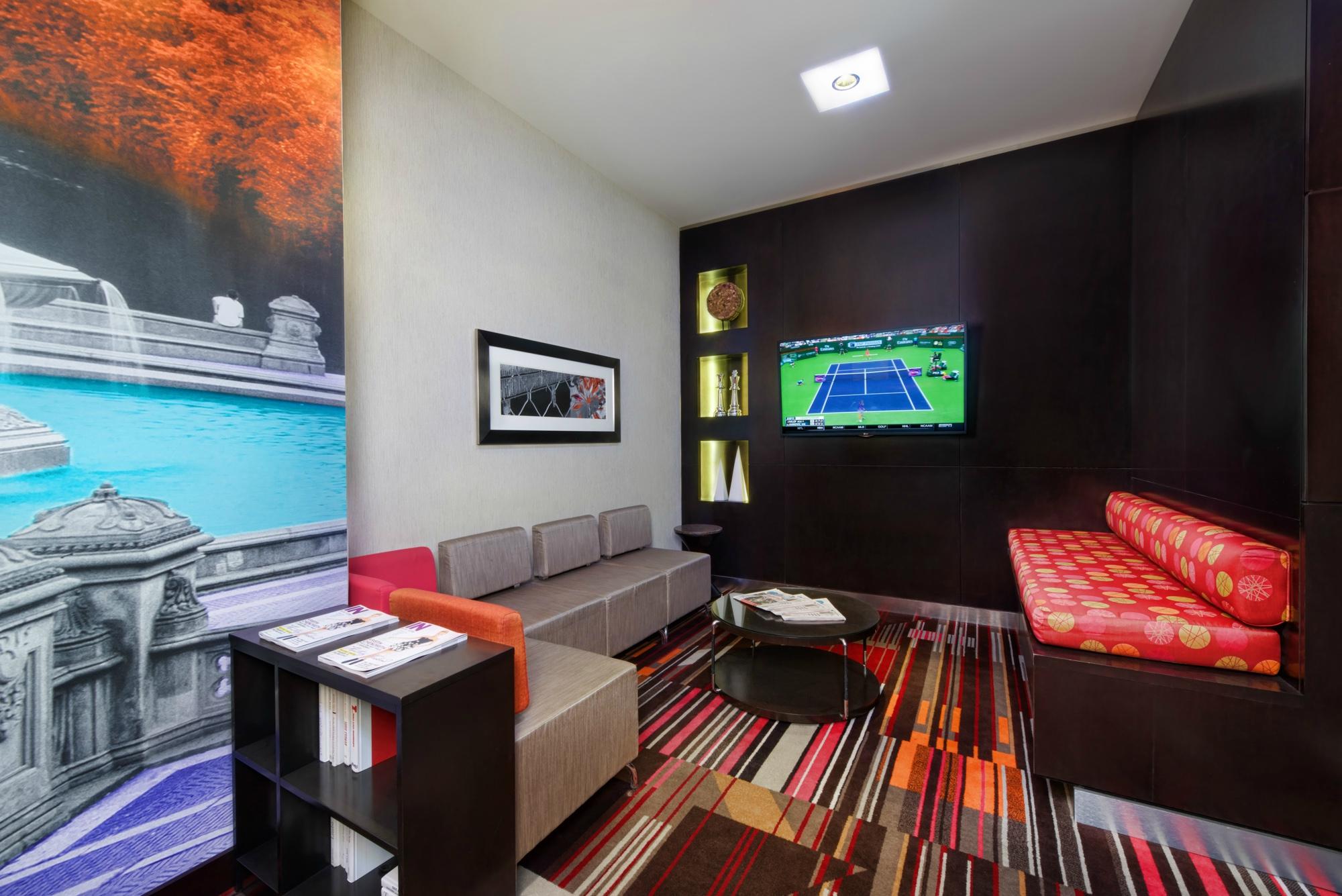 Hotel photo 5 of Courtyard New York Manhattan / Times Square West.
