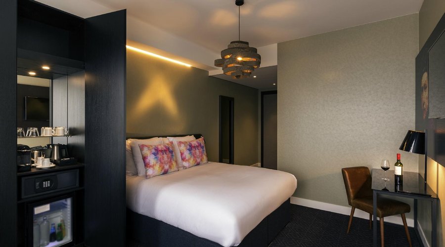 Privilege Room