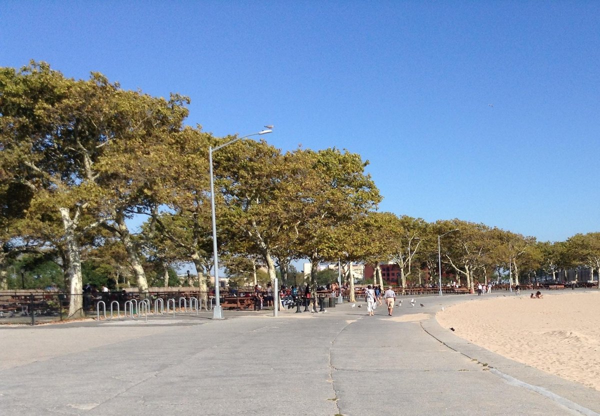 Manhattan Beach Park, Бруклин: лучшие советы перед посещением - Tripadvisor