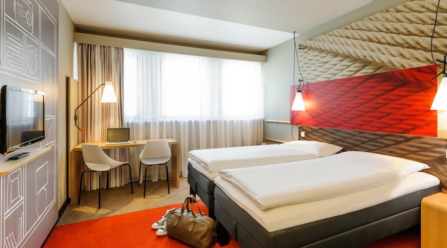 Doppelzimmer mit getrennten Betten