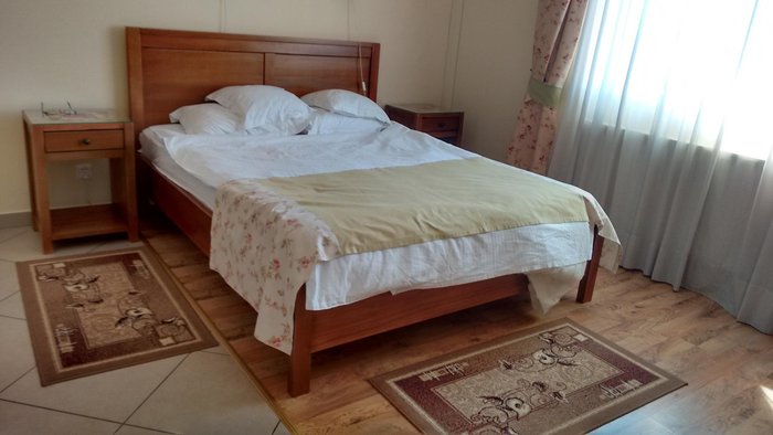 TOPARCEANU VILA - Updated 2024 Prices & Hotel Reviews (Otopeni, Romania)