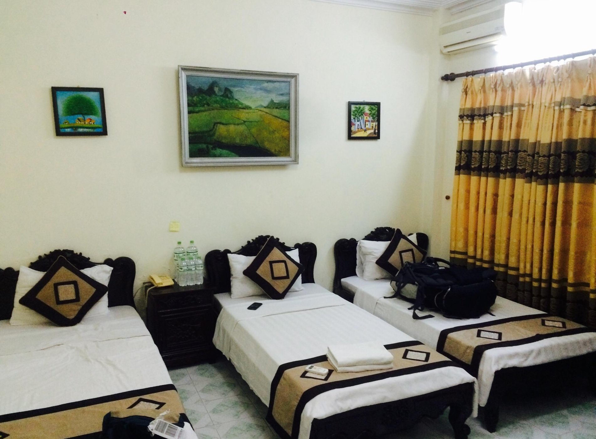 May De Ville Backpackers Hostel 믹스돔 조식5 by null