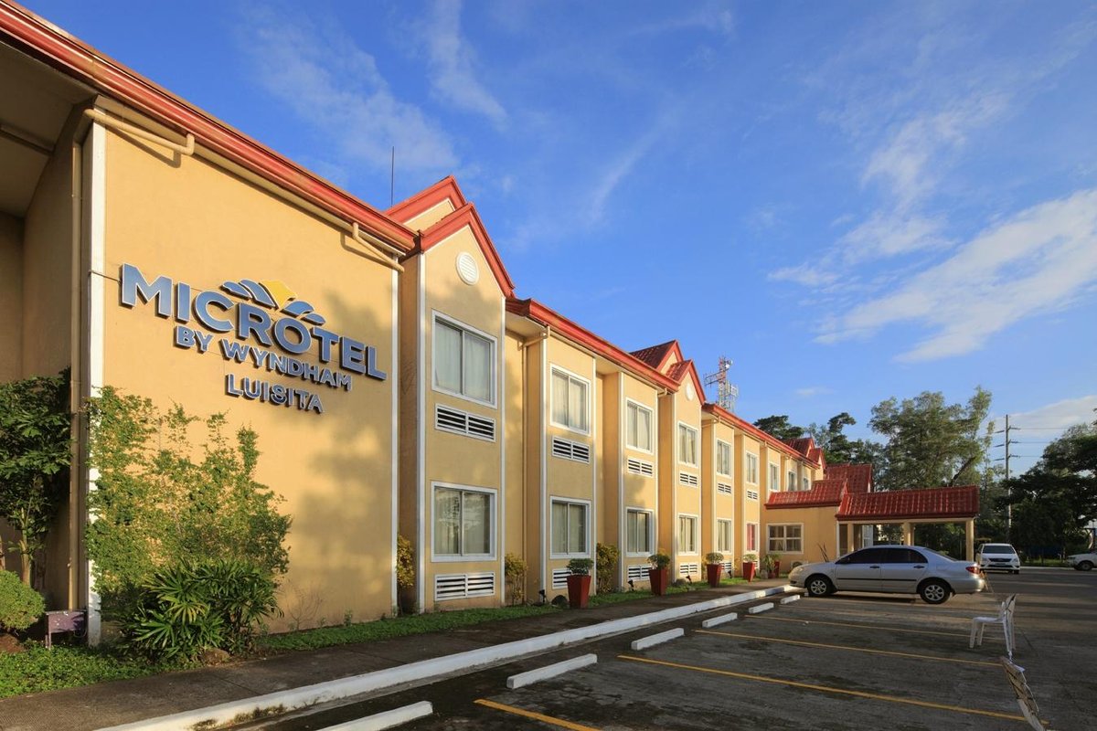 MICROTEL BY WYNDHAM TARLAC - UPDATED 2022 Hotel Reviews & Price ...