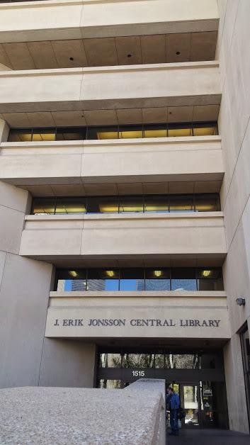 It's Gaming Time!  Dallas Public Library