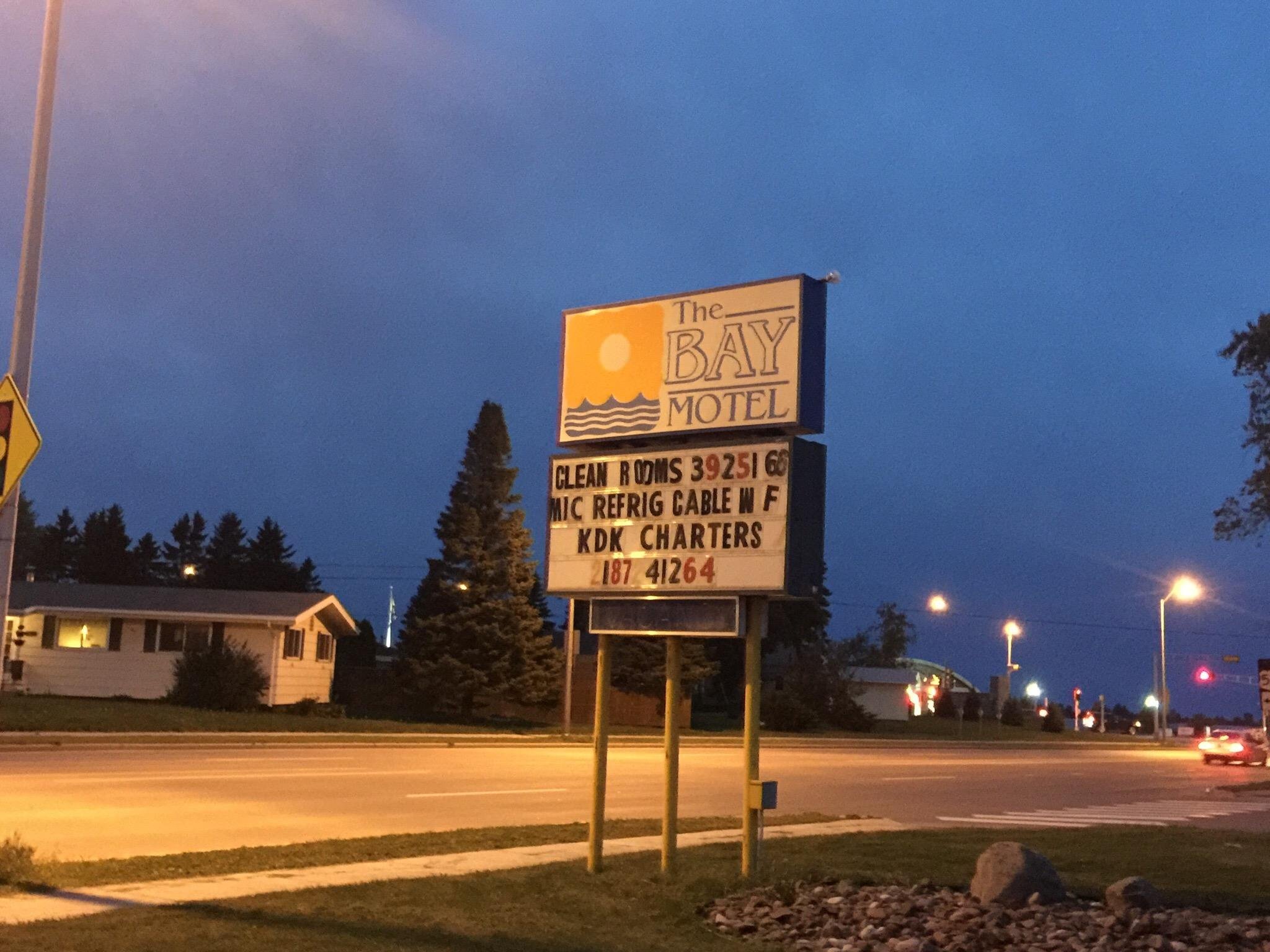 THE BAY MOTEL Hotel Reviews Superior WI