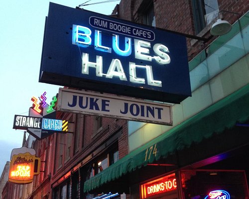 I blues club. Tennessee Blues Bar.