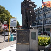 Piazzo Drago / Carabinieri Monument