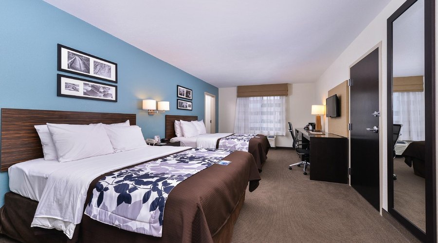 Guest Room-2 Queen Beds