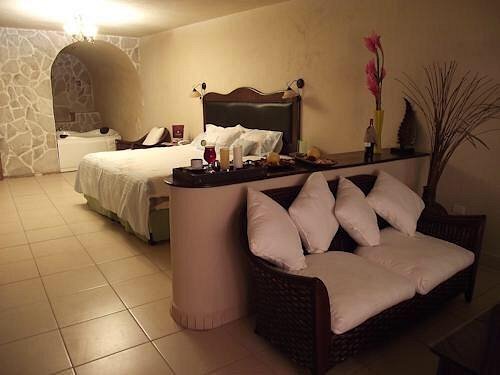 Le Suisse Spa &amp; Resort, hotel in Antigua