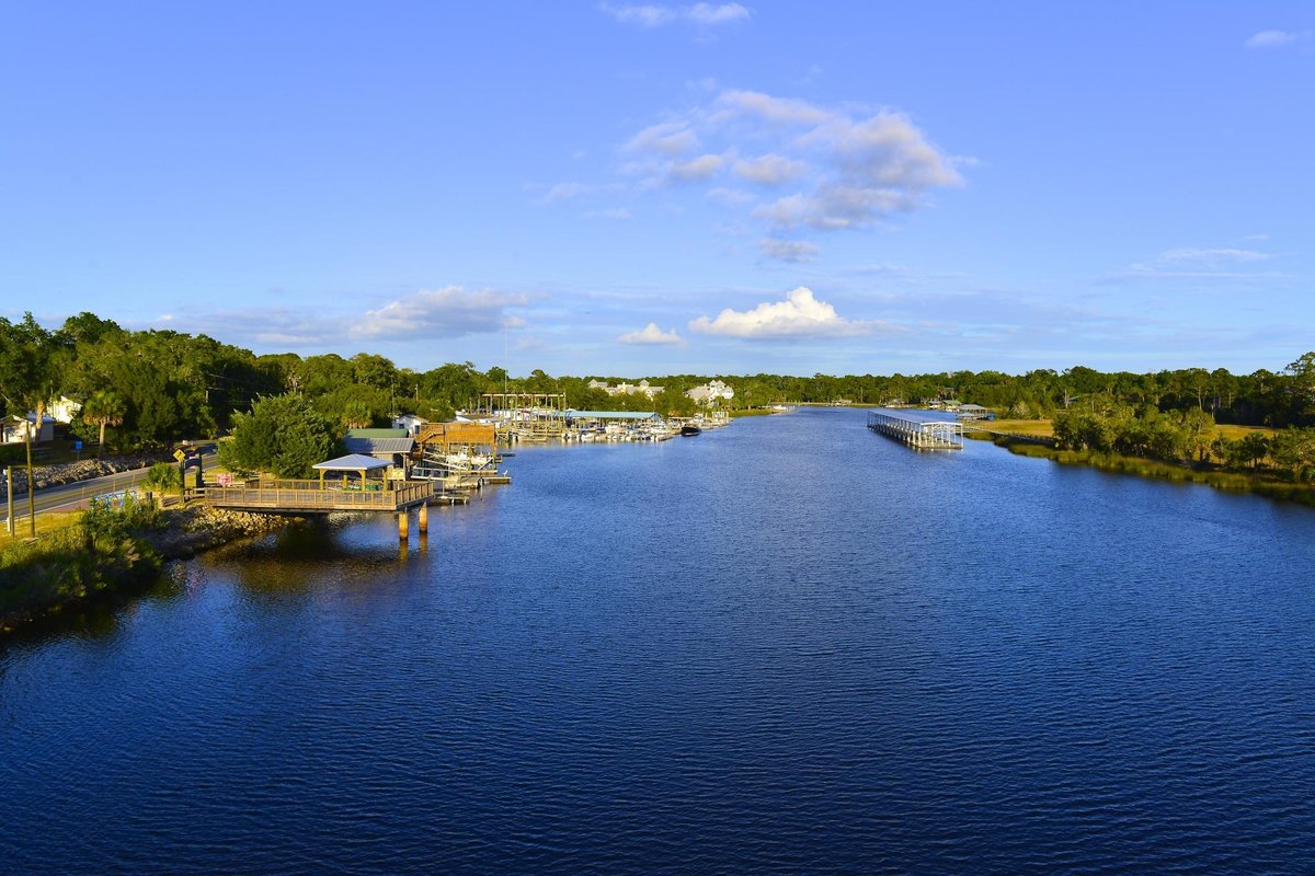 SHELTER COVE MARINA (Steinhatchee, FL) Ulasan B&B Khusus Tripadvisor