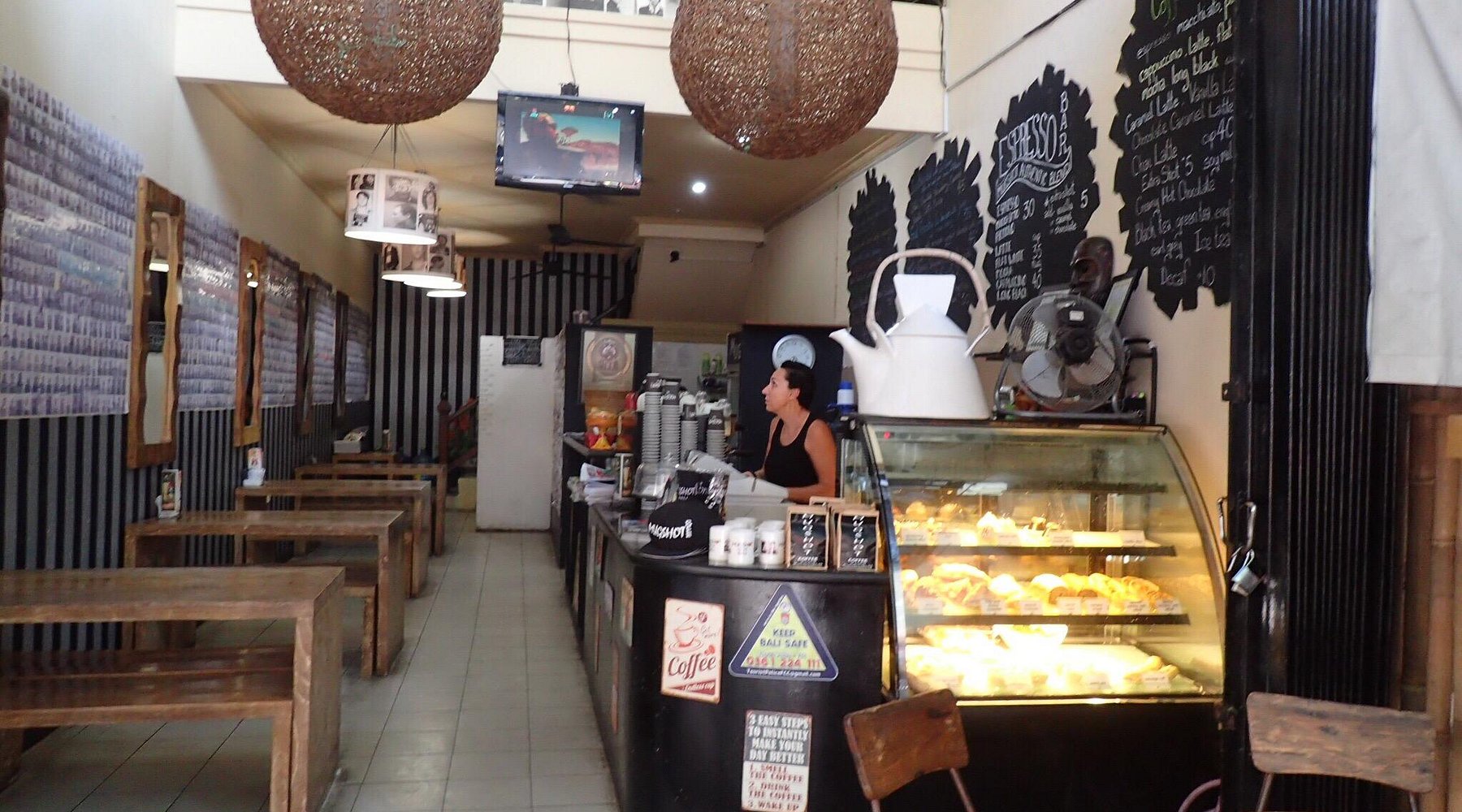 cafe di daerah legian bali Mugshot Coffee