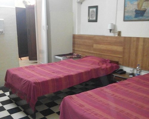 ATTIC HOTEL - Prices & Reviews (Kanpur, India)