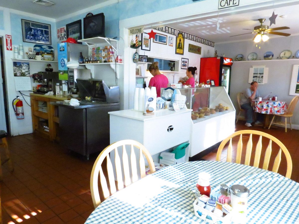 HOT STOVE SALOON, Harwich Port - Restaurant Reviews, Photos & Phone Number  - Tripadvisor