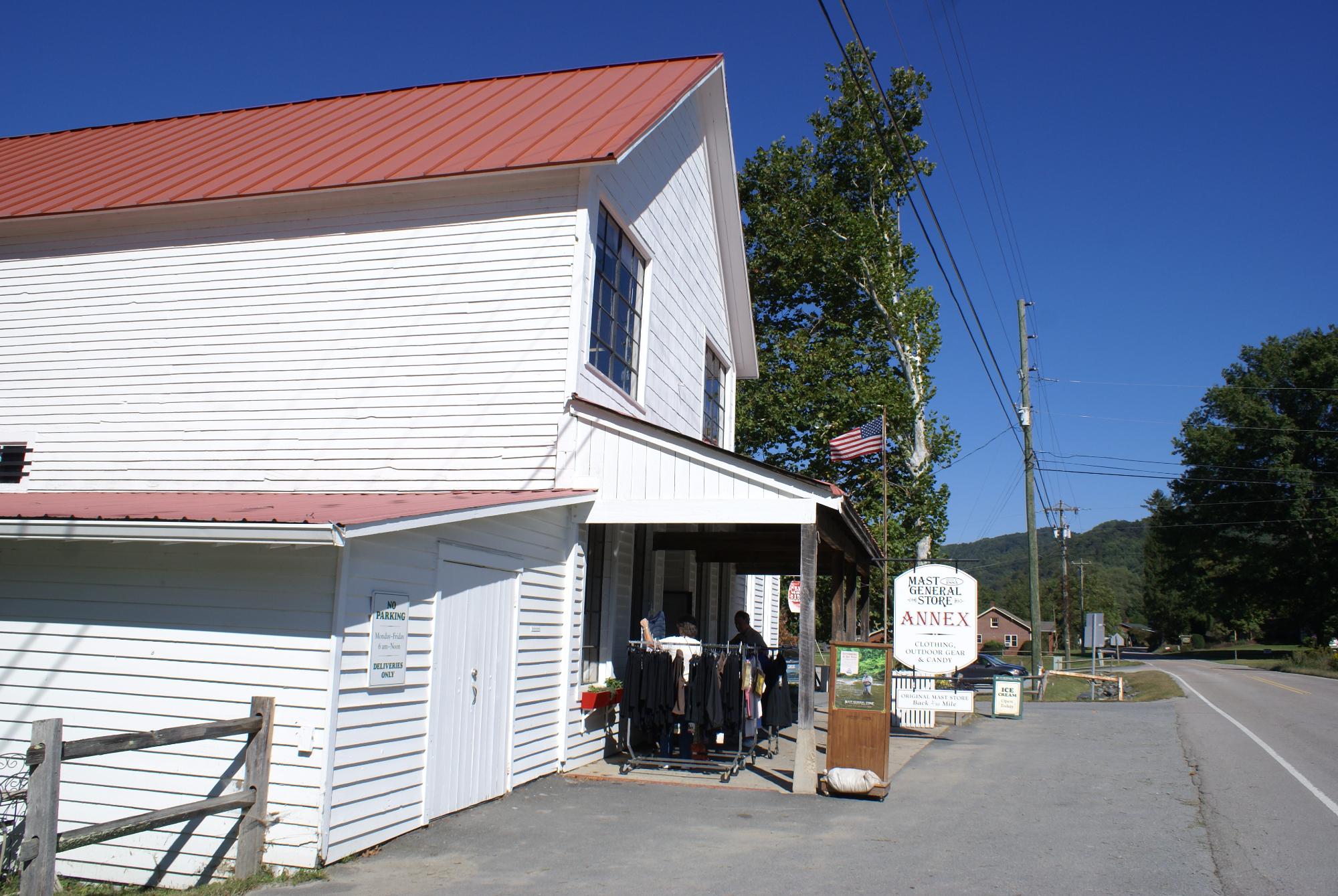 2022 Mast General Store   Mast General Store Annex 