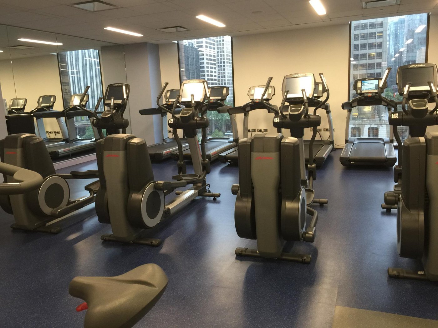 Hyatt Regency Chicago Gym: Pictures & Reviews - Tripadvisor