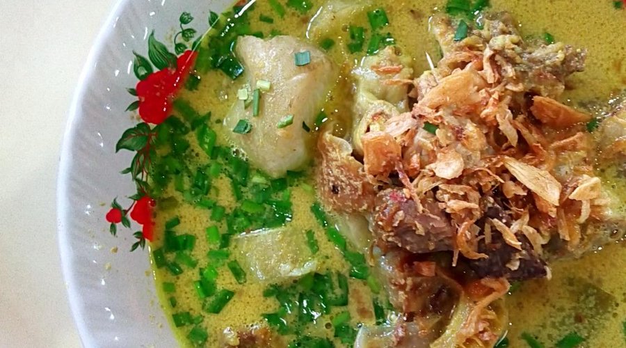 empal gentong + lontong
