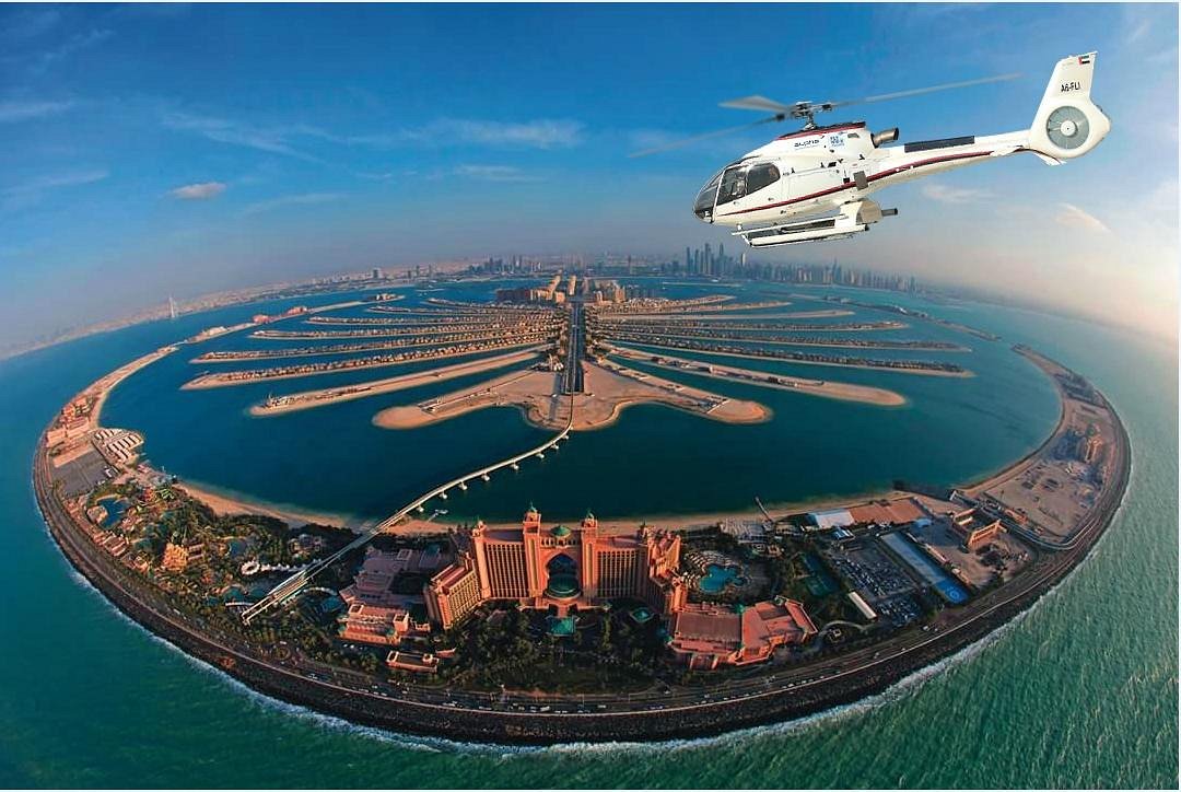 Дубай что там сейчас. Остров в Дубае Палм-Джумейра. Палм Джумейра Атлантис. Дубай остров Пальма Джумейра. Дубай Атлантис хеликоптер.