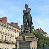 Statue de Cambronne
