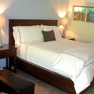 Delicious bed and linens!