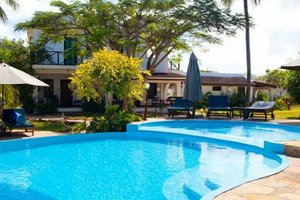 Pool & Beach