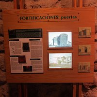 Paneles explicativos del interior