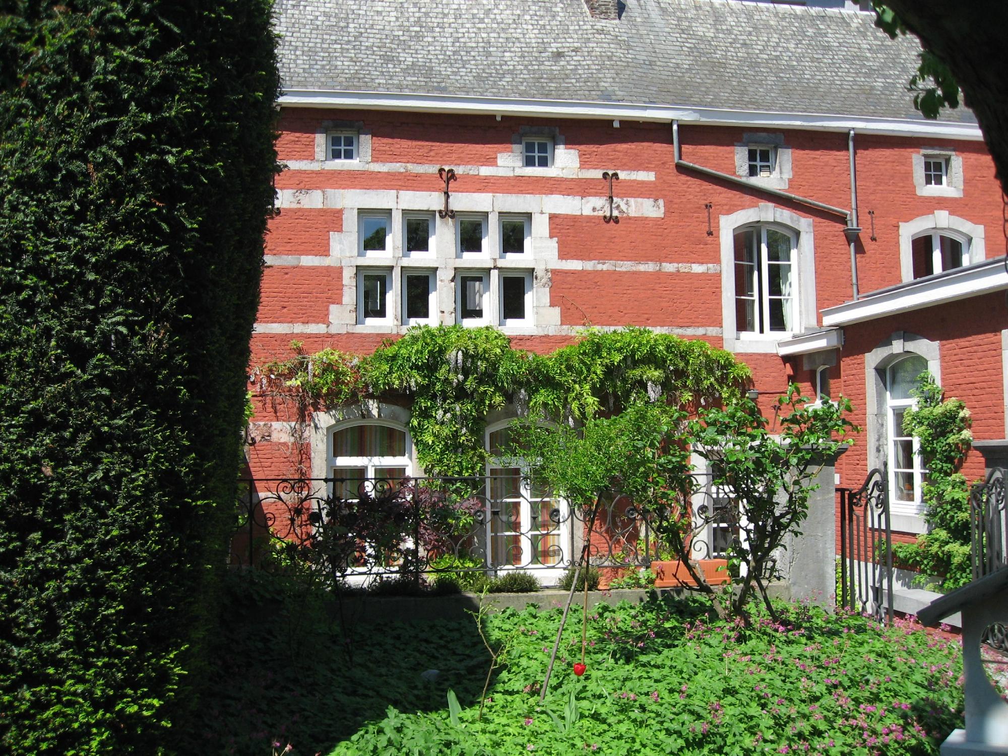 LES AUGUSTINS B&B (Huy, Belgique) : Tarifs 2024 Et 38 Avis