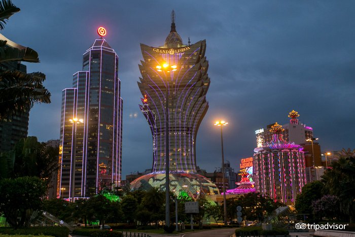 Macau, China - 8 De Dezembro De 2016: Hotel E Casino De Brilho