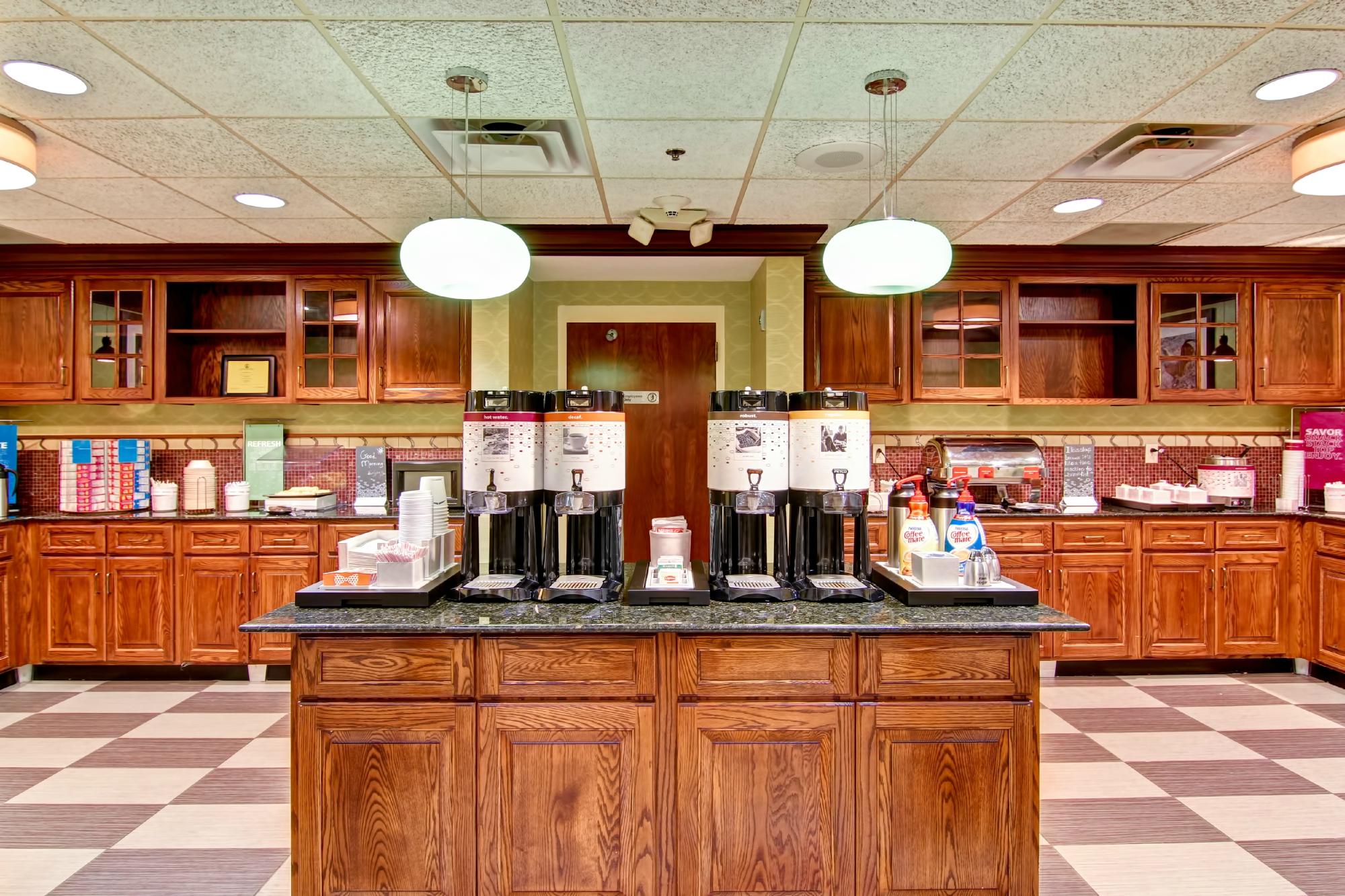Hotel photo 14 of Hampton Inn & Suites Leesburg.