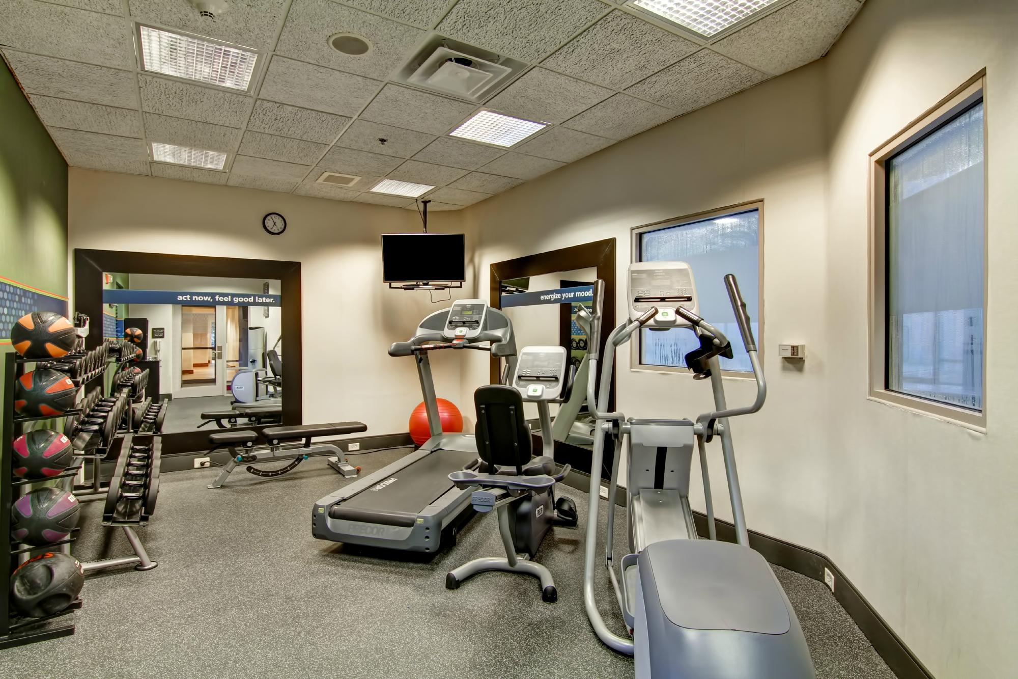 Hotel photo 18 of Hampton Inn & Suites Leesburg.