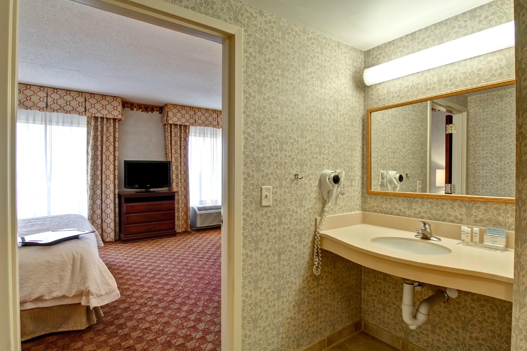 Hotel photo 21 of Hampton Inn & Suites Leesburg.