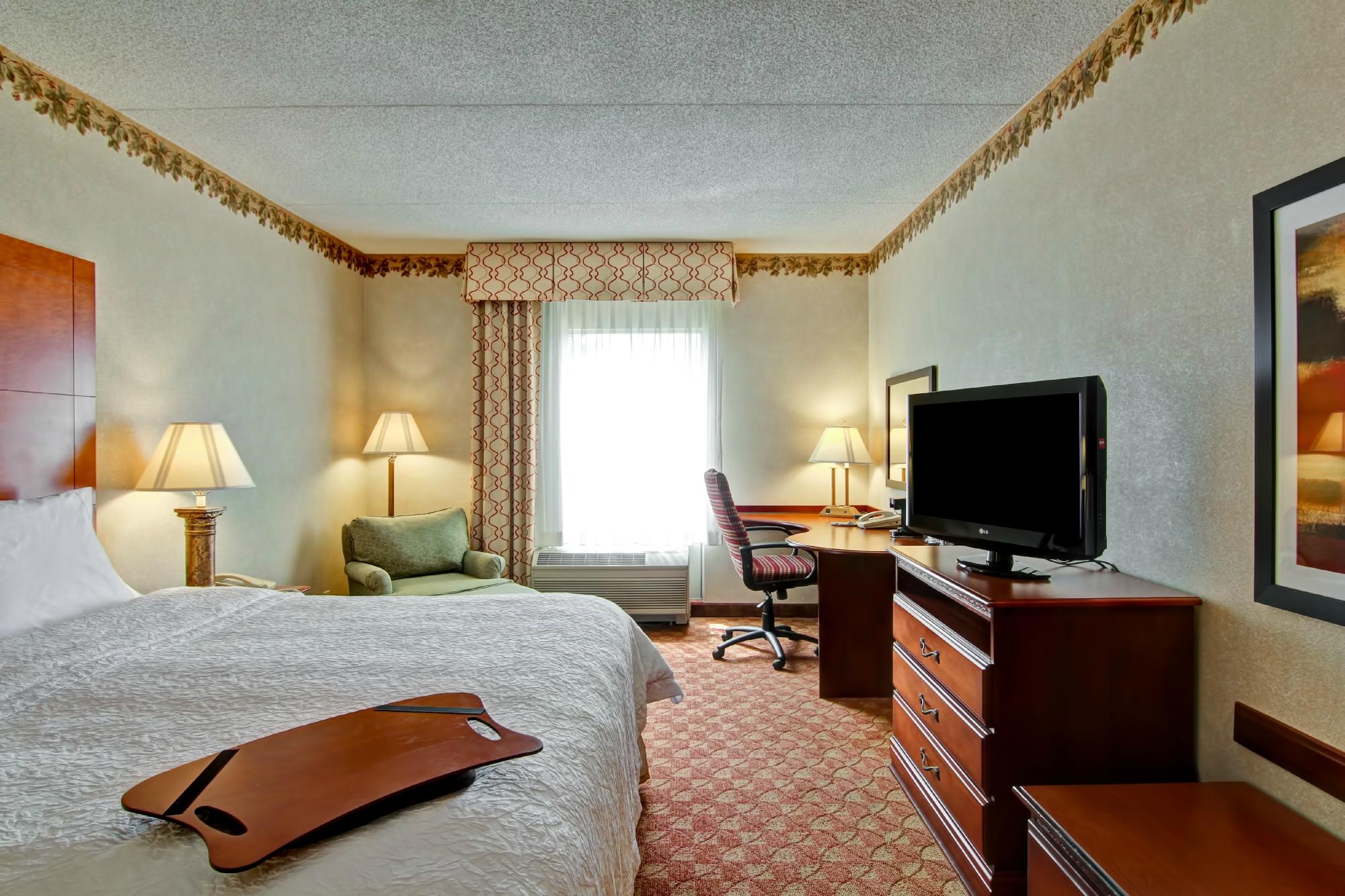 Hotel photo 53 of Hampton Inn & Suites Leesburg.