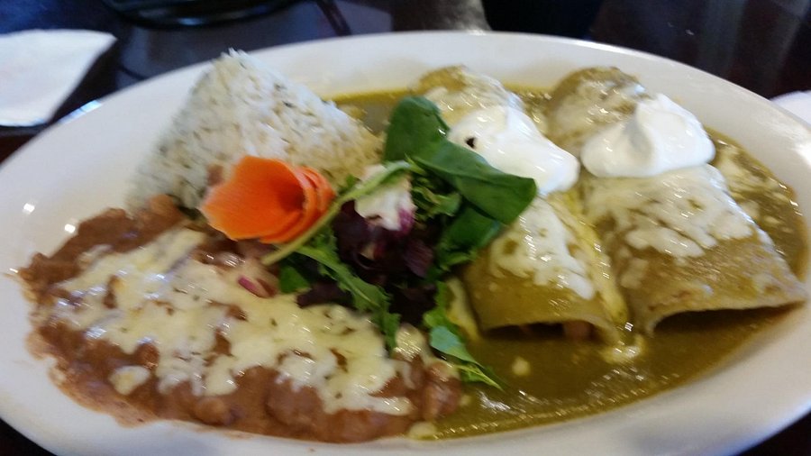 Mundo's Latin Grill