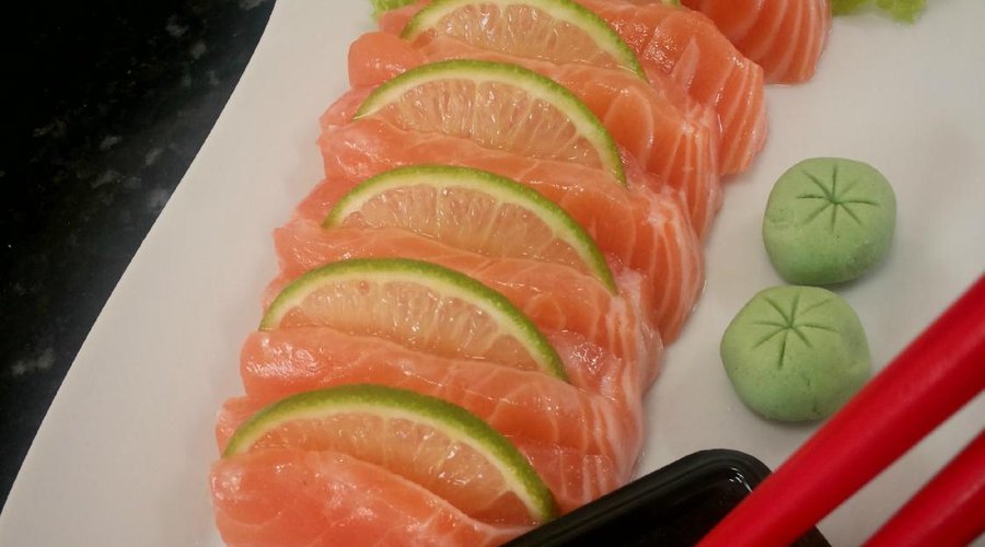 Sashimi com Limão