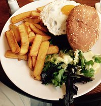 Bistrot de la Place- Bacon Burger