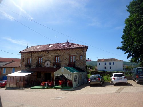 HOTEL RURAL EL MOLINERO DE SANTA COLOMBA DE SOMOZA - Prices & Reviews ...