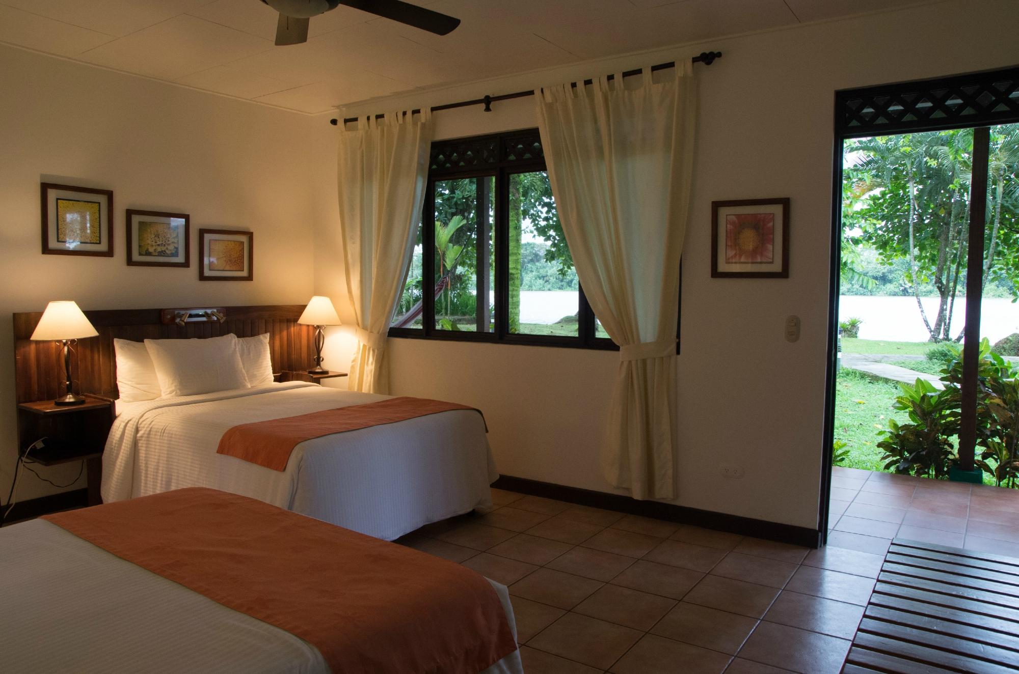 Hotel photo 19 of Tortuga Lodge & Gardens.