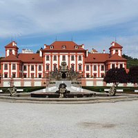 Trojsky Zamek Galerie