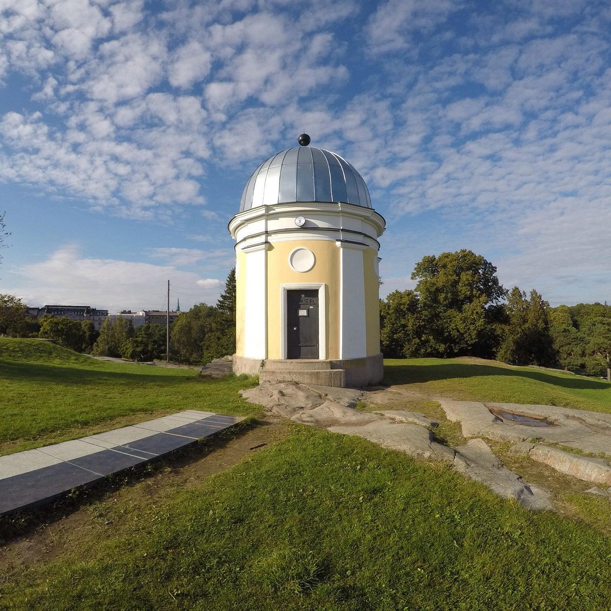 Observatory Hill (Tähtitorninmäki) (Helsinki) - All You Need to Know BEFORE  You Go