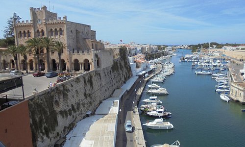 port ciutadella tourist info building