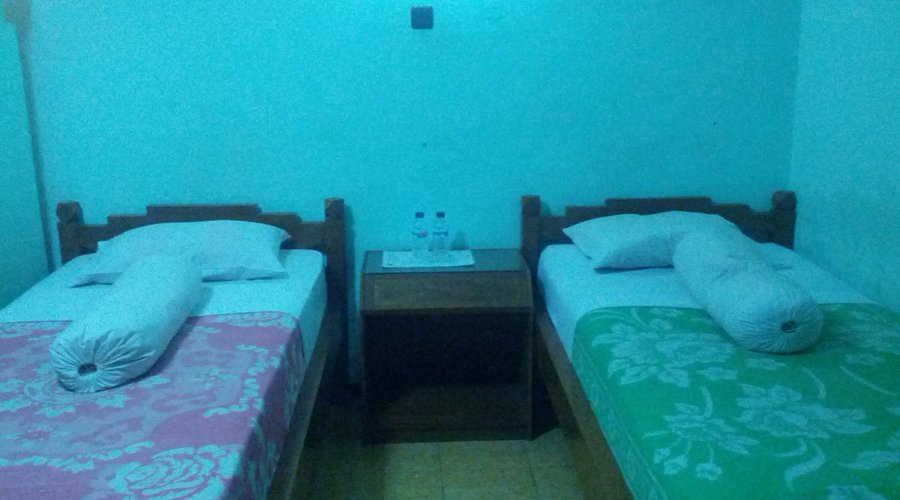 twin bed for standard room