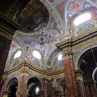 Duomo di San Donato binnen