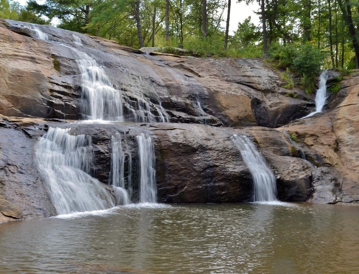 McGalliard Falls Park (Valdese) - ATUALIZADO 2022 O que saber antes de ...