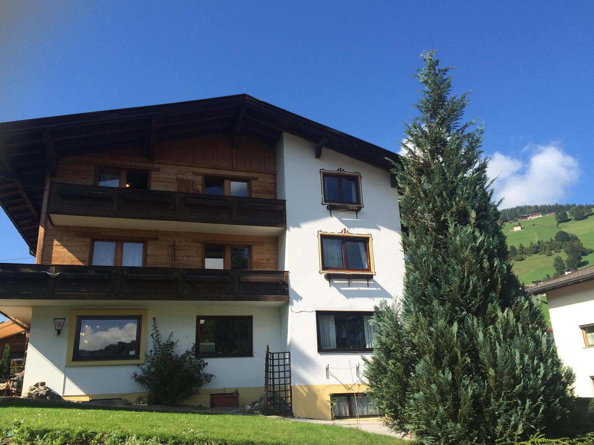 Hotel photo 3 of The Apsley Ski Lodge.