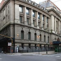 Fachada del nacional