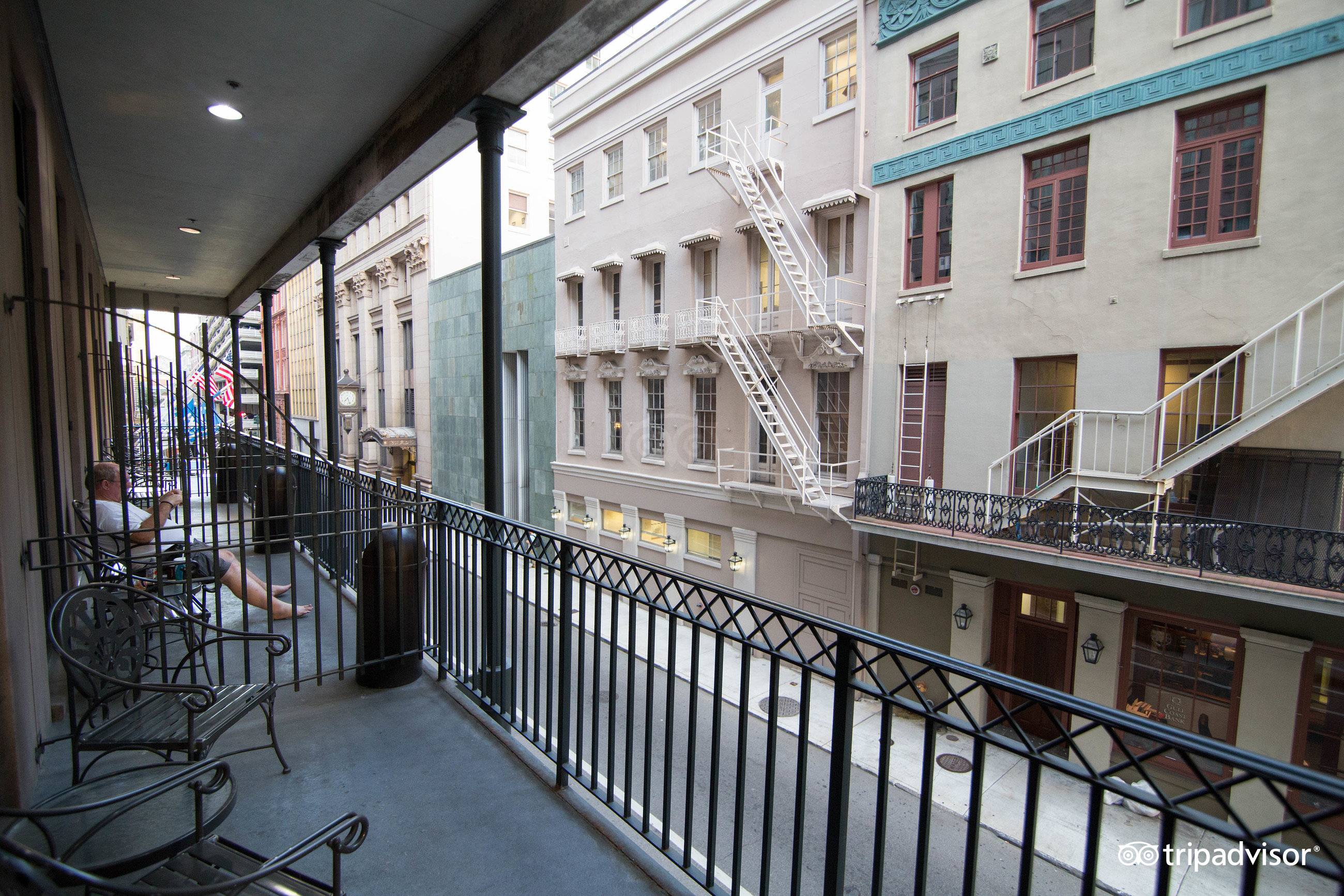 COURTYARD BY MARRIOTT NEW ORLEANS DOWNTOWN NEAR THE FRENCH QUARTER   Balcony King Room  V8651951 